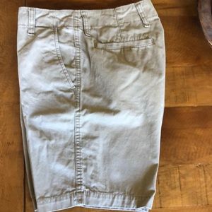 Old navy dark khaki shorts